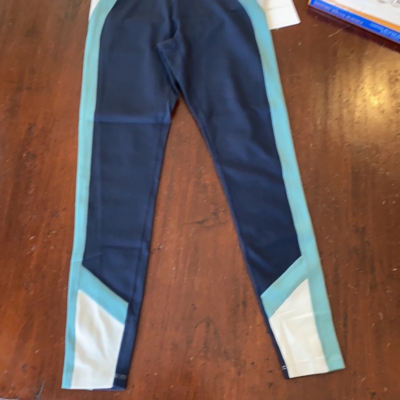 Beyond Yoga High-Waist size small legging - Picture 1 of 6